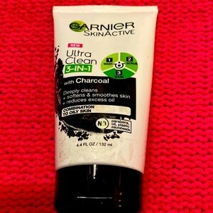 Garnier Skin Active Face Wash Ultra Clean Face Care